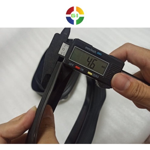 (GI) Step Nosing List Siku Tangga Karet PVC Anti Slip