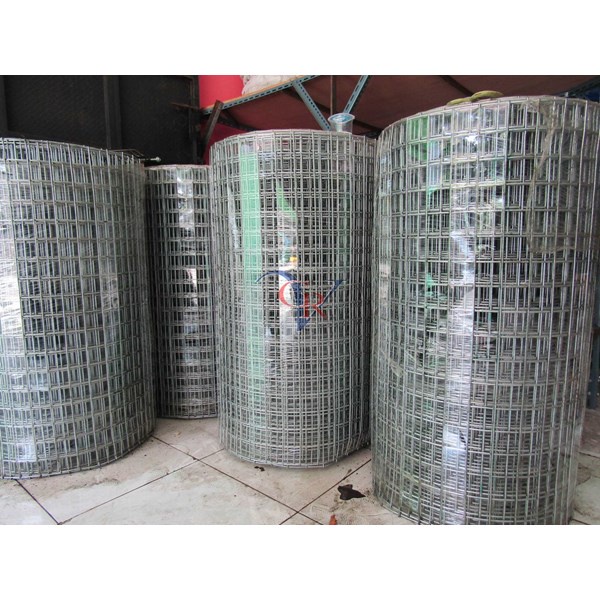 Wiremesh Galvanis Kawat Loket 50 x 50 mm tebal 4 mm lebar 90 cm per Roll pengiriman Jabodetabek