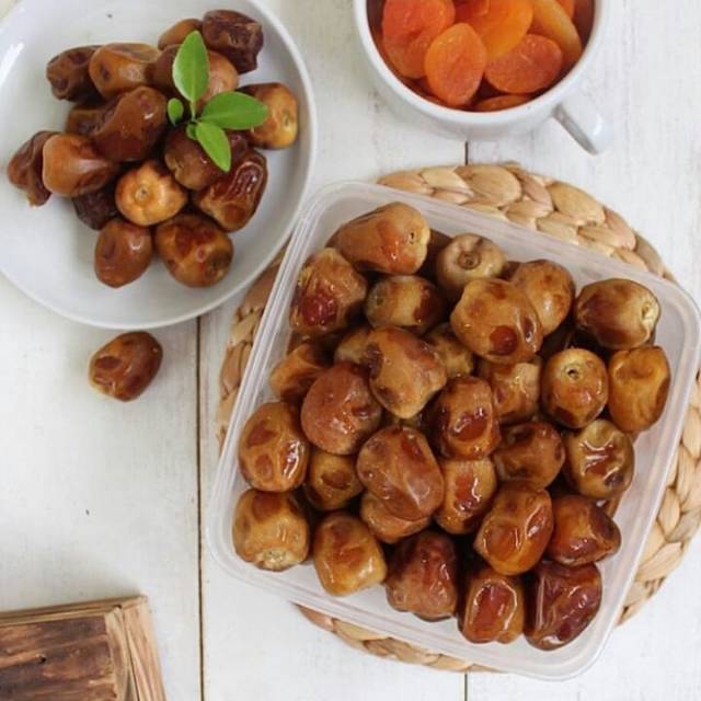 

KURMA SUKARI 1KG / KURMA SUKARI GROSIR