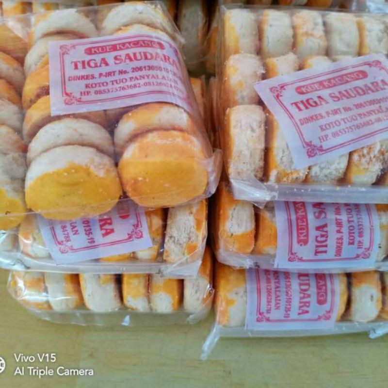 

Kue kacang