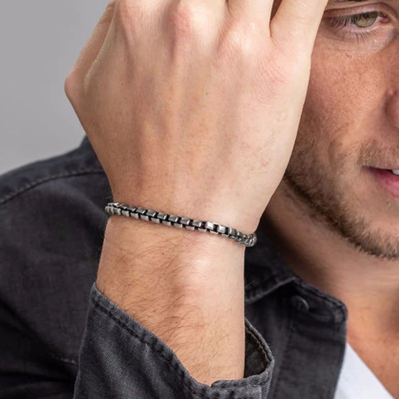 Gelang Tangan Titanium Pria Silver ( COD )
