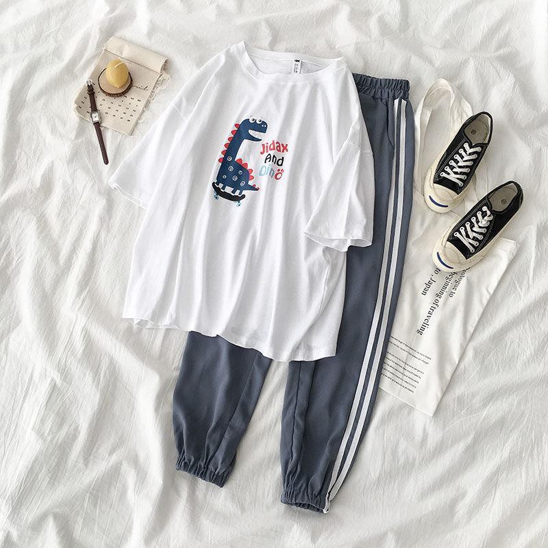 Women suits] 2019 Women's summer carton T shirt + Fashon sports pants Terlaris