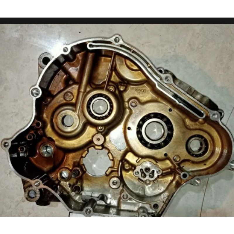 kalter blok mesin kanan rengkes kanan Vixion new 1pa original