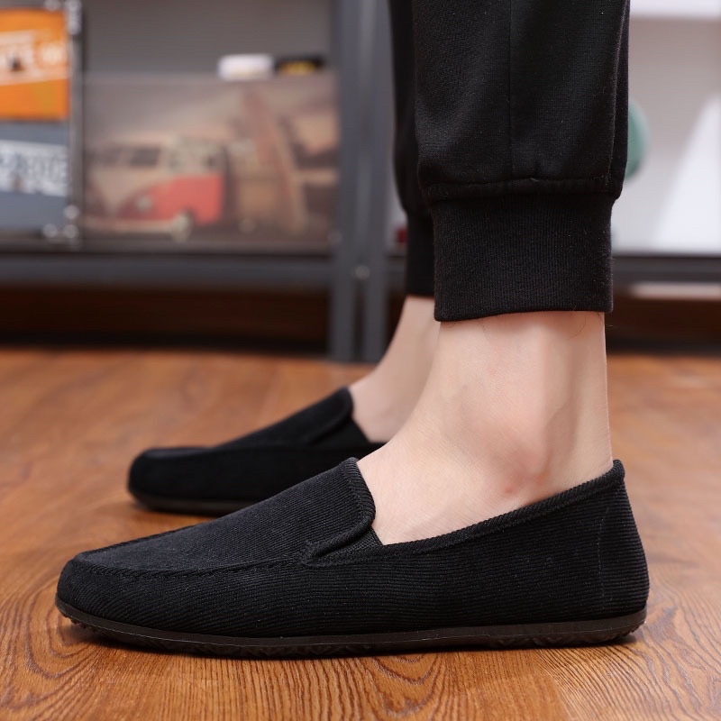 1001 IMPORT SEPATU SLIP ON PRIA SPORT ADELIO FREE BOX DAN KAOS KAKI !!! - 4 WARNA