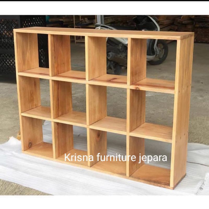 rak buku perpustakaan jati