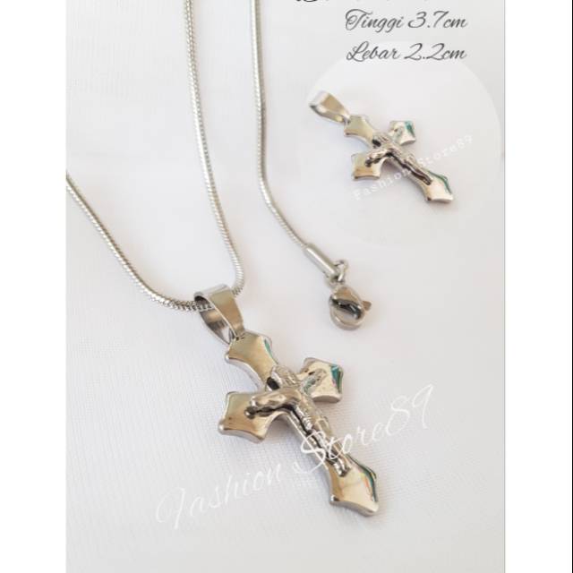 Kalung fashion salib Jesus white import titanium Antikarat Bestseller bestquality