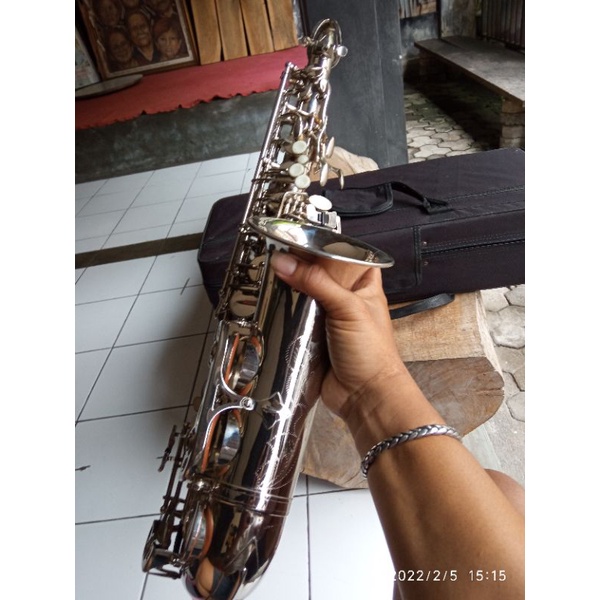 harrier alto saxophone