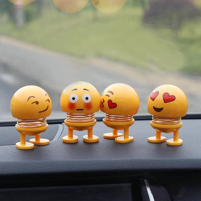 BONEKA PER GOYANG EMOTIKON MAINAN EMOJI LED MOBIL MOTOR AKSESORIS INTERIOR EMOTICON MOBIL