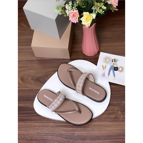 DECLARE&amp;DEE SHANIA SANDAL