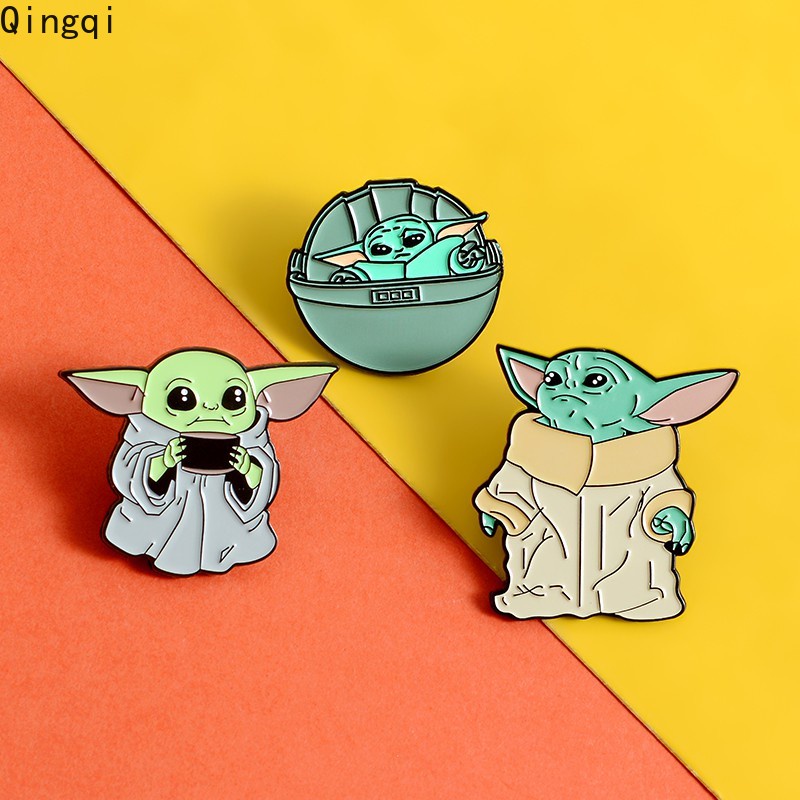 Star Wars Role Master Yoda Enamel Pins Classic Interstellar Movie Brooches Badges Gifts for Friends Cute Yoda Pin