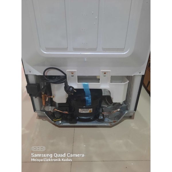 Kulkas 1 Pintu Polytron PRX 181 BS