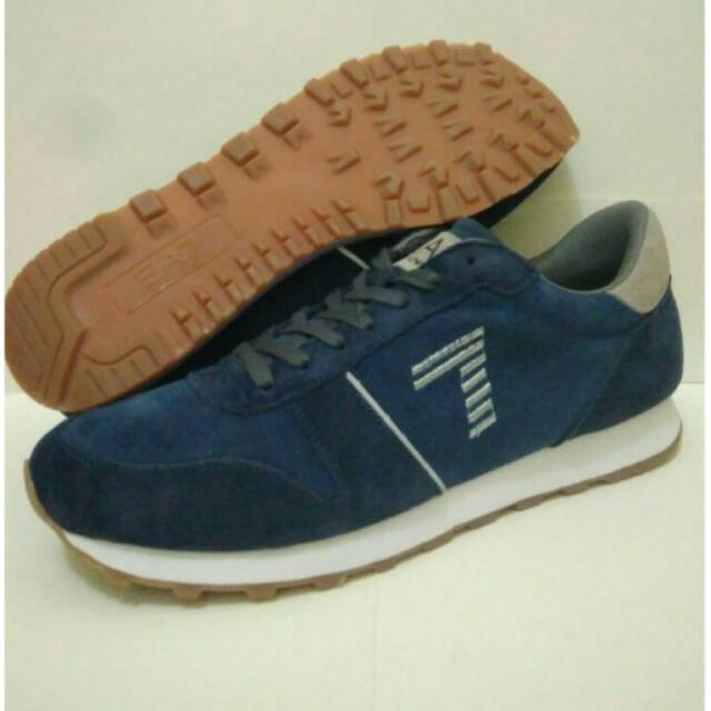 Emporio Armani 7 Original sepatu sneaker EA7