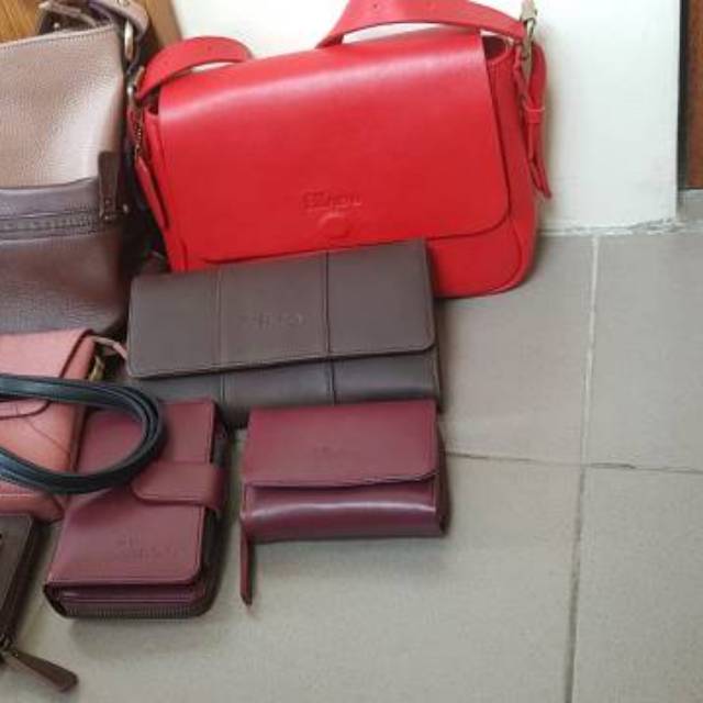 Tas alinea leather