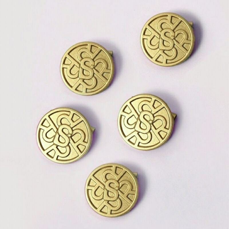 ORIGINAL Pin brooch Xanadu Buttonscarves Ria miranda