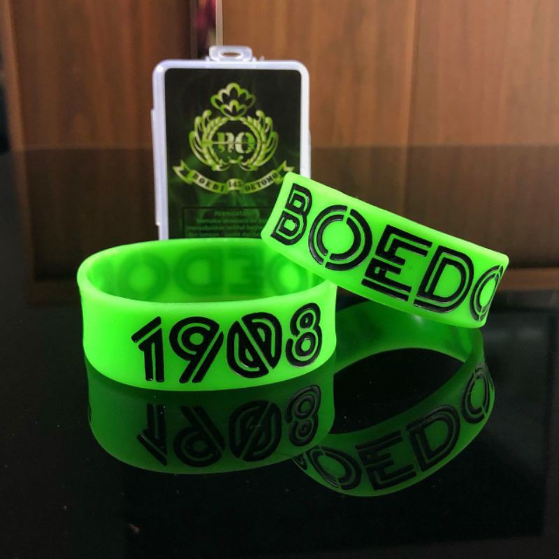 gelang BOEDOET glow in the dark