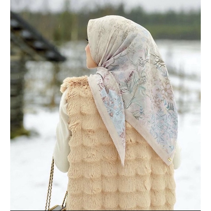 frozen almond button scarves x Disney