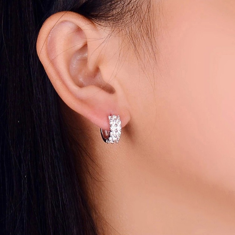1 Pasang Anting Bulat Sterling Silver 925 Elegan untuk Wanita