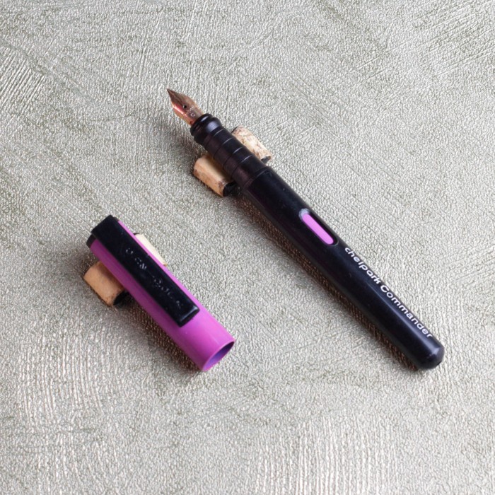 

Produk Unggulan Chelpark Commander Eyedropper Fountain Pen Bergaransi