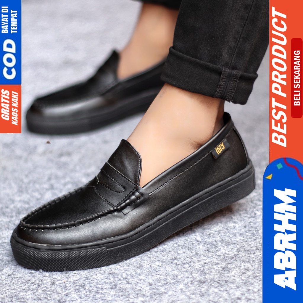 Sepatu Casual Pria Kasual Formal Slip On Kulit Pu Kerja Kondangan Hitam ABRHM TRAVIS