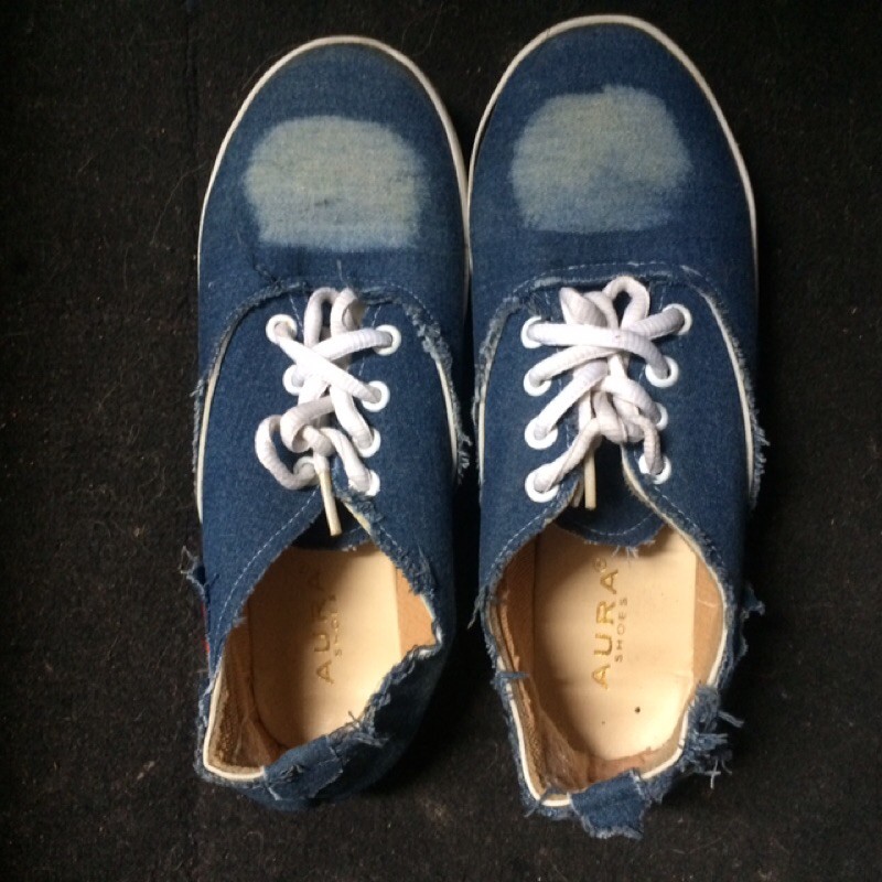 PRELOVED SNEAKERS WANITA