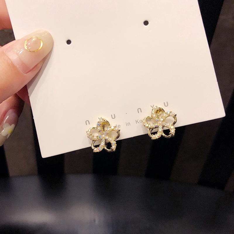 Anting Bunga Mutiara Kecil Mini Untuk Wanita Aksesoris fashion Korea