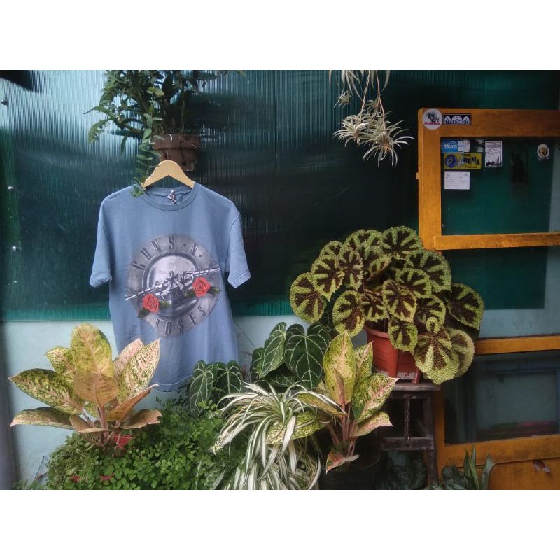 kaos band second nota gnr dan pink floyd