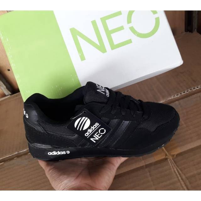 SEPATU ADIDAS FORSCHE HITAM PUTIH sepatu sneakers sepatu murah sneakers adidas sepatu adidas pria