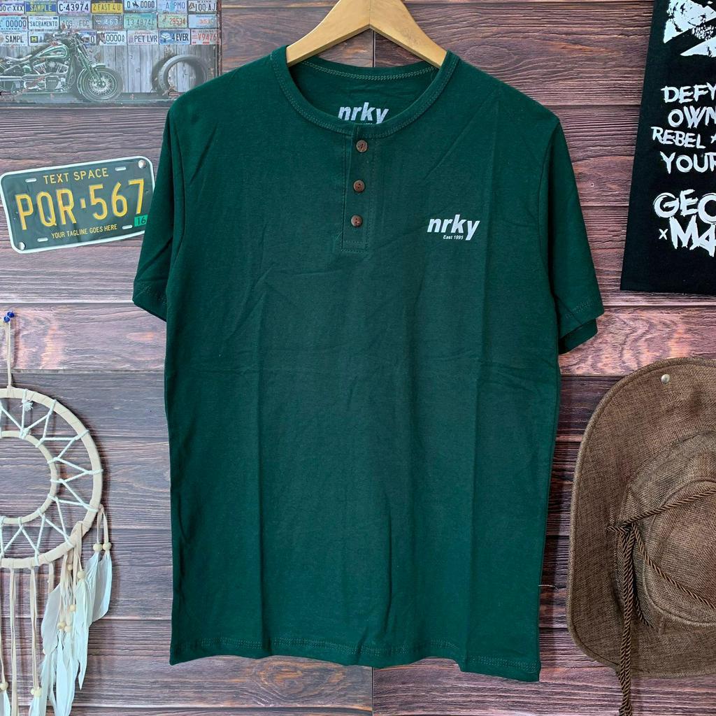 kaos distro pria kancing hidup nrky size M L xL kaos pocket  kaos basic polos