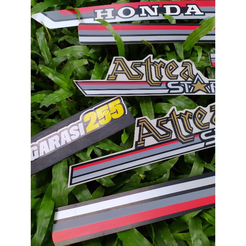 striping grapic polet honda astrea star tahun 93 hitam striping set astrea star hitam 93
