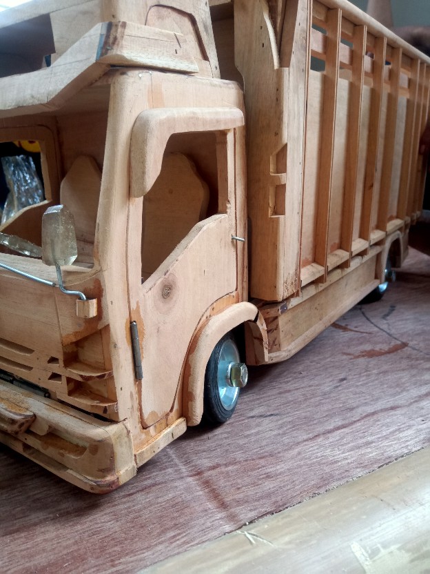 Miniatur truk kayu ukuran 25x70 cm | Shopee Indonesia