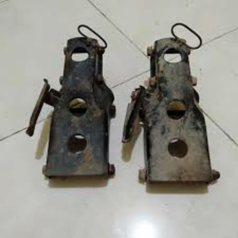 pangkon mesin Tiger revo