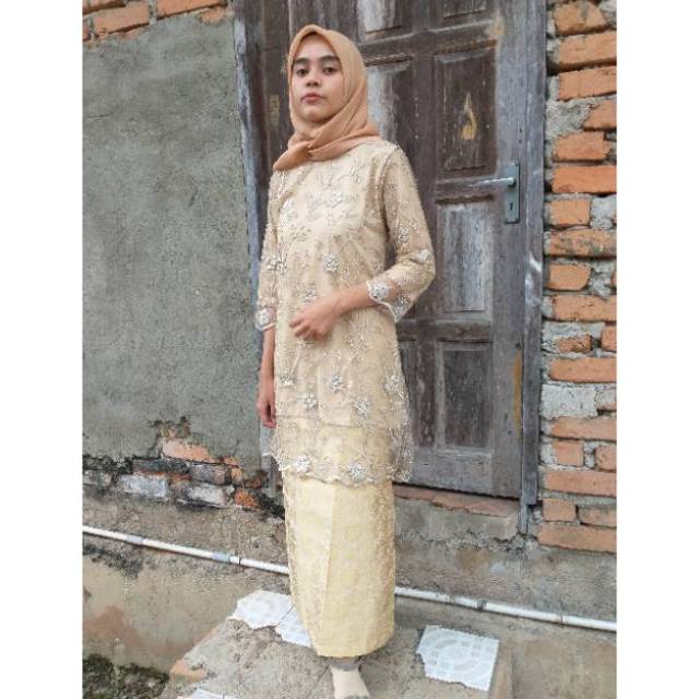 Set baju kurung Naumi mocca