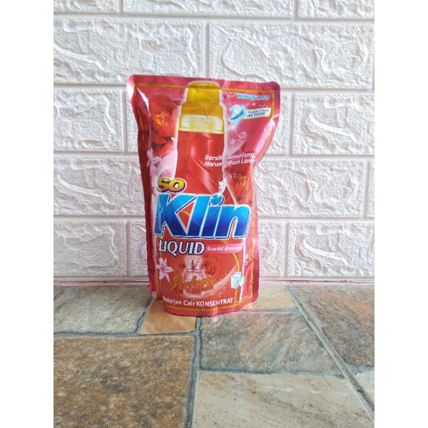 soklin detergen cair 750 ml