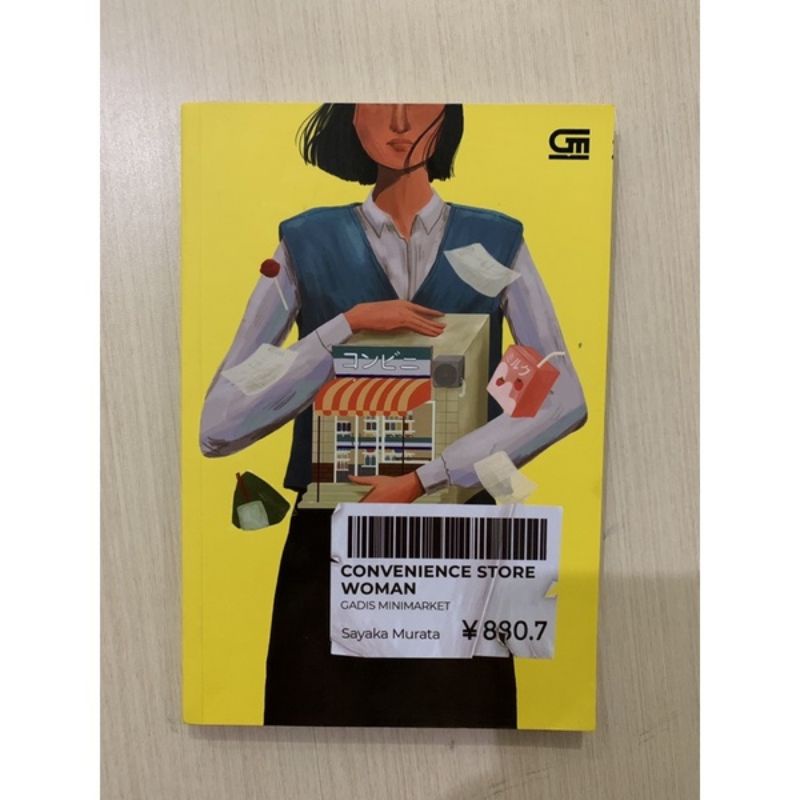 PRELOVED GADIS MINI MARKET CONVENIENCE STORE WOMAN