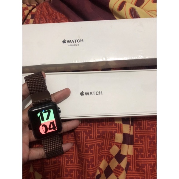 Apple watch series 3 42mm second bekas jual cepat