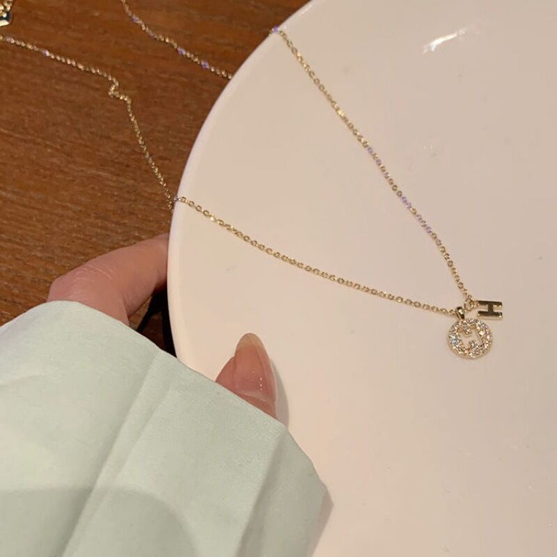 Small design sense H letter fashion light luxury letter clavicle chain inlaid zircon necklace 210807