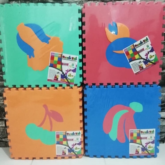 mainan anak puzzle lantai besar 30x30X0,8 huruf angka buah hewan evamat