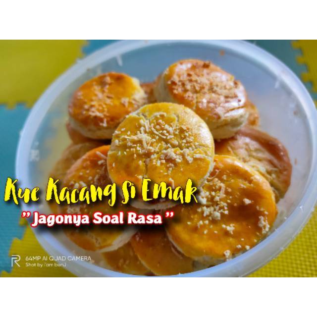 Kue kacang si emak varian keju