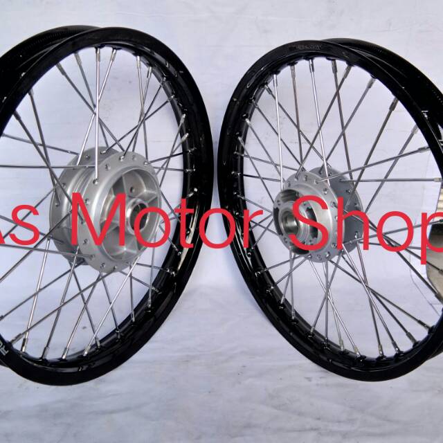 Velg Set Merek Rossi Ukuran 140 - 140 Ring 17 Tromol Set smash lama Shogun 110