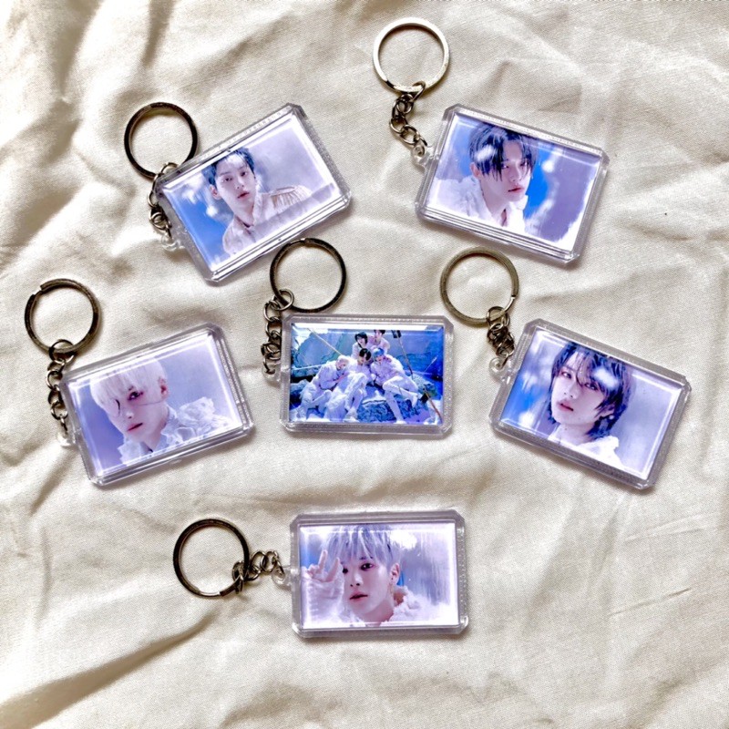 [kstufind] TXT THE CHAOS CHAPTER FREEZE GANTUNGAN KUNCI ACRYLIC TXT GANCI AKRILIK FREEZE MURAH