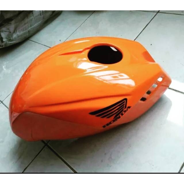 Cover Tangki CBR 150R Facelift model cbr1000