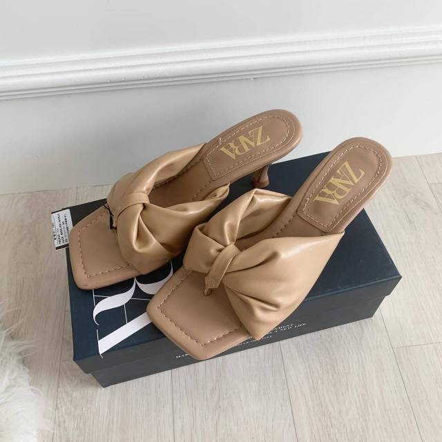 

ZS224 HEELS TULIS NOMOR DI NOTE