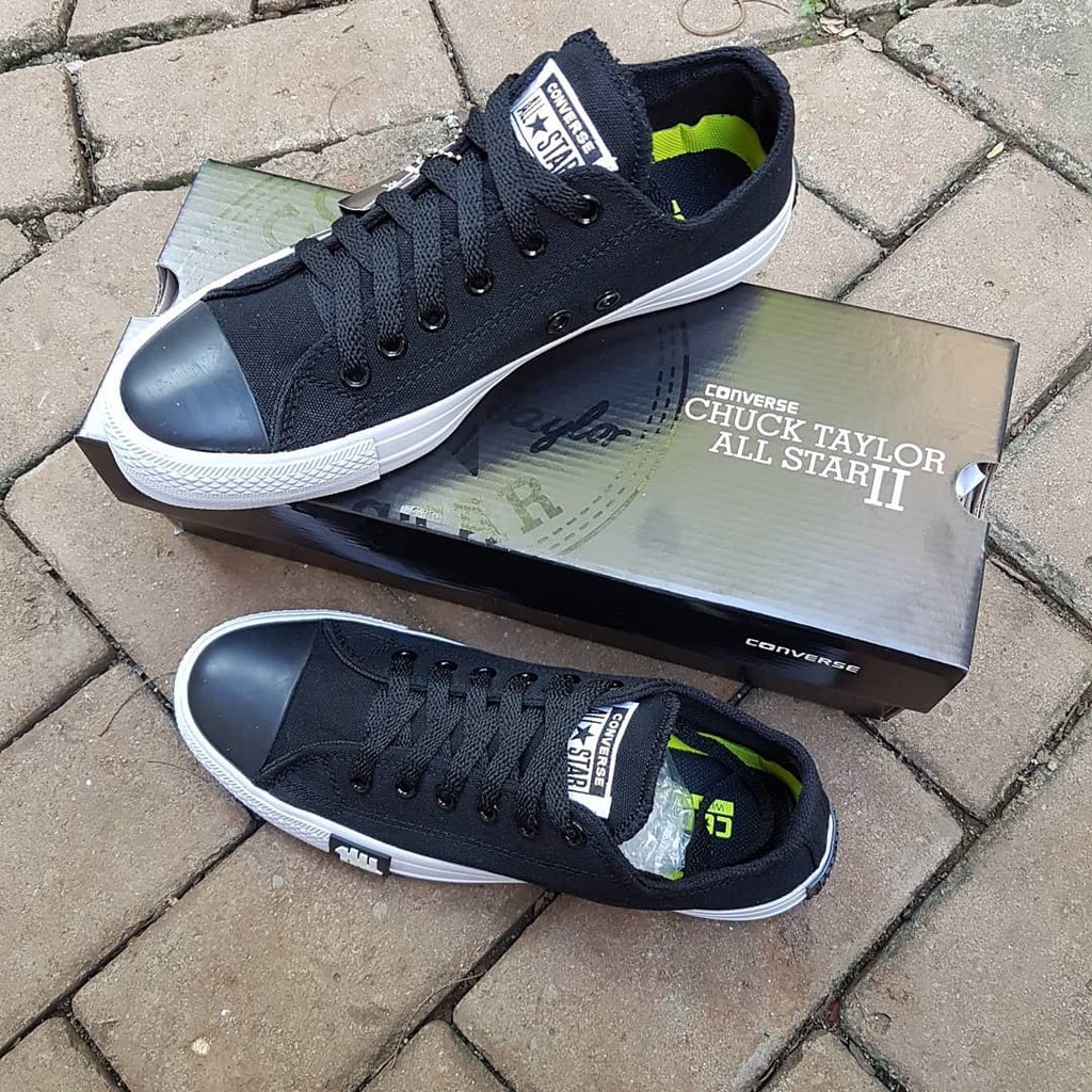 Sepatu converse undefeated pendek hitam-3