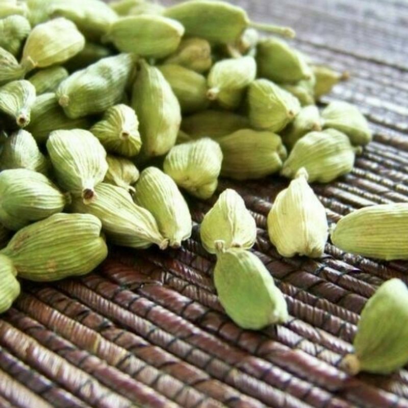 

kapulaga hijau/green carbamom 10g