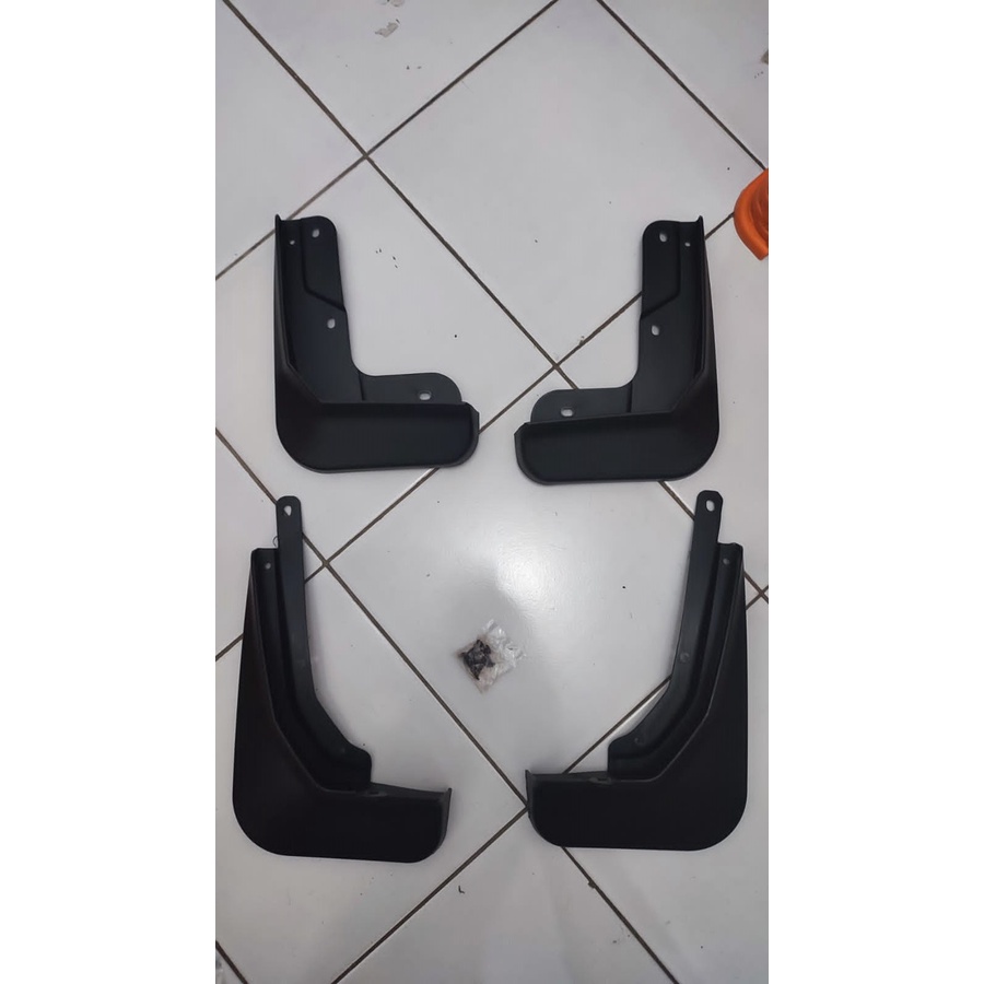 Mud Guard Karpet Lumpur All New BRV 2022