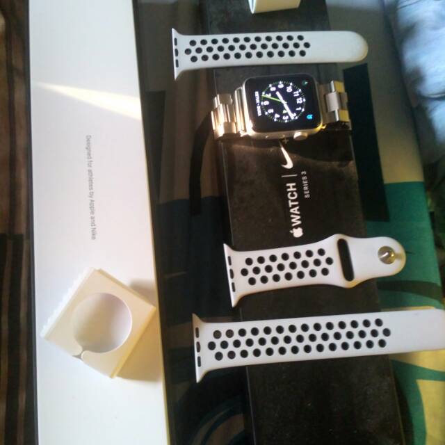 Apple watch series 3 nike 42mm (second)