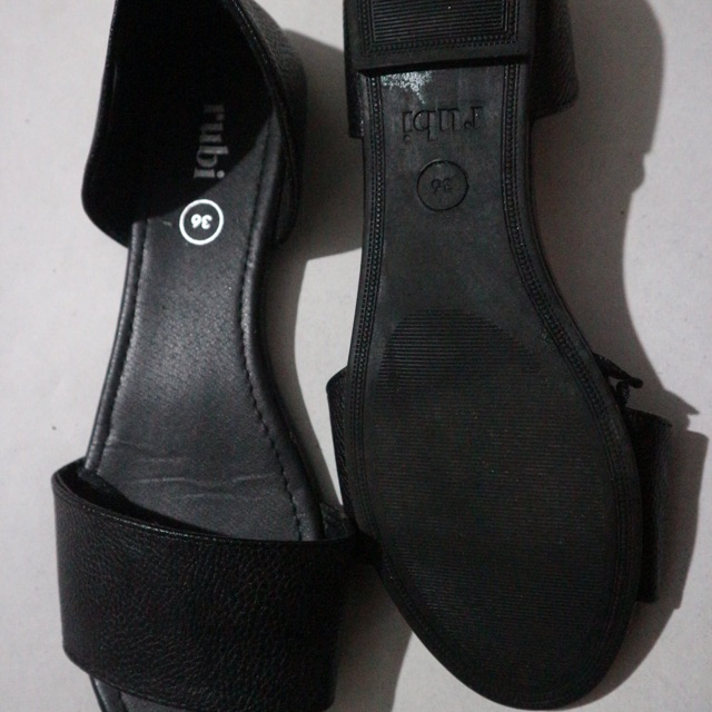 Rubi Sandals
