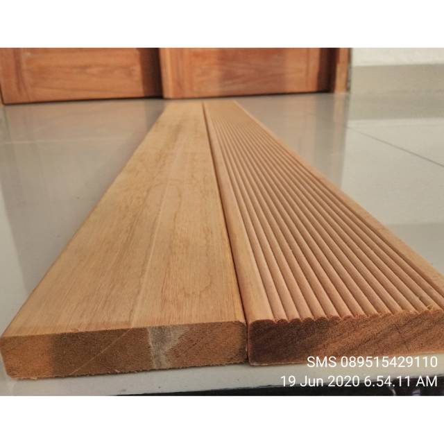 Papan Pagar Kayu Bengkirai Motif Grid Polos