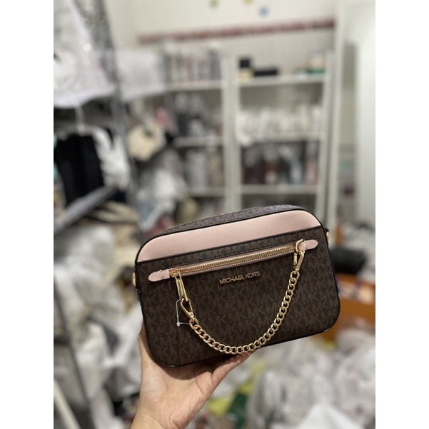 MK JET SET CHAIN CAMERA BAG SIGNATURE BLUSH POWDER