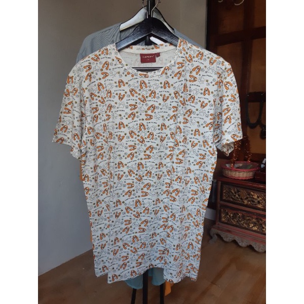kaos cowok Hush Puppies